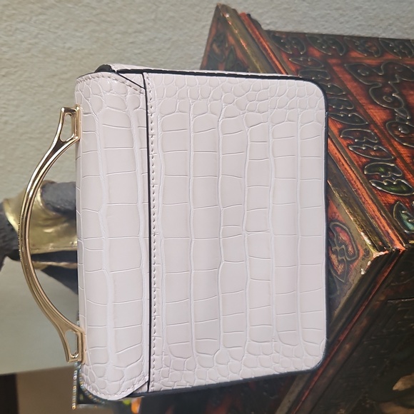 Michael Kors Small Convertible Crossbody Flap Shoulder Bag (powder blush) Croc-E - Picture 4 of 15